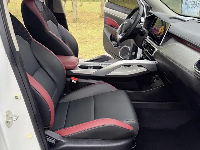 Geely Binyue — Фото автомобиля 17