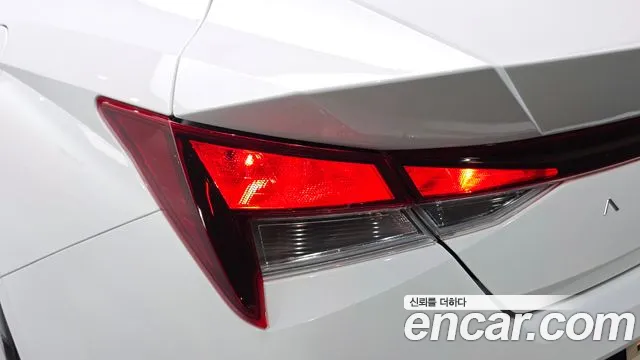 Hyundai Avante — Фото автомобиля 8