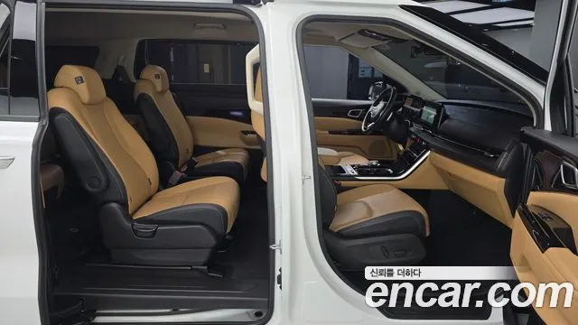 Kia Carnival Generation 4 — Фото автомобиля 19