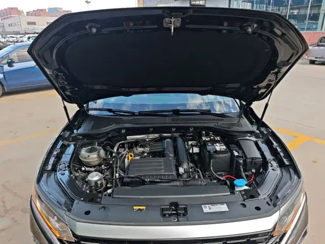Volkswagen Passat — Фото автомобиля 19