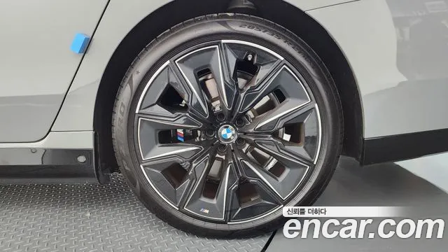 BMW 7-Series 7 серия (G70) — Фото автомобиля 16