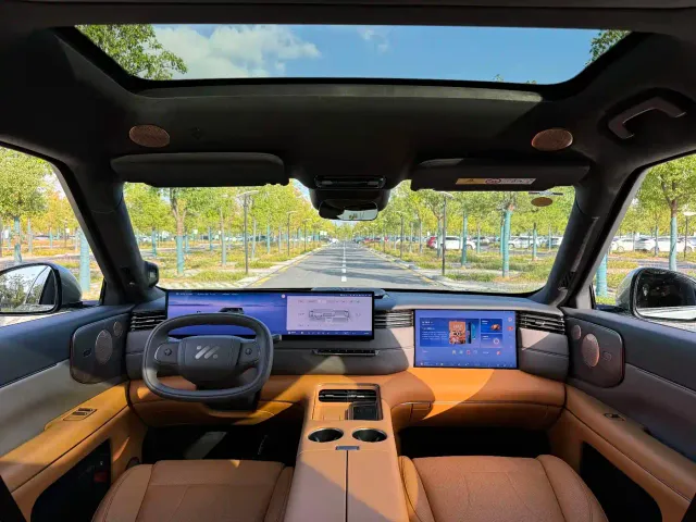 IM Motors LS8 — Фото автомобиля 14