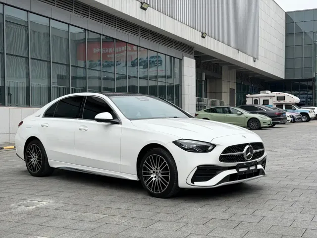 Mercedes-Benz C-Class — Фото автомобиля 2