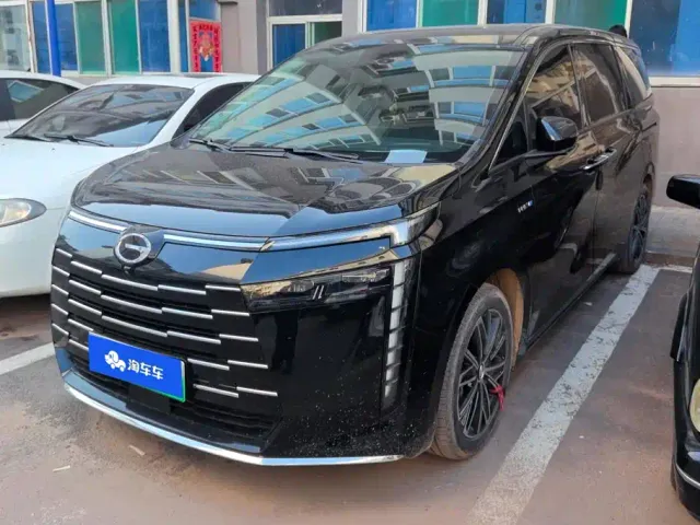 Фотография автомобиля — GAC Trumpchi E8