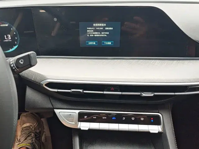 Changan Eado — Фото автомобиля 8