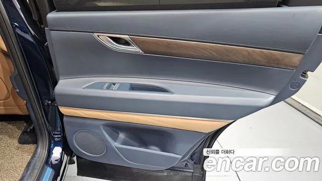 Genesis GV80 — Фото автомобиля 14