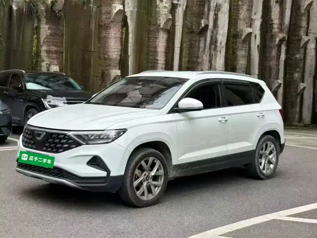 Фотография автомобиля — Jetta VS5