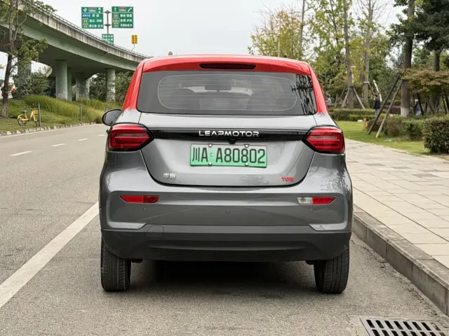 Leapmotor T03 — Фото автомобиля 5