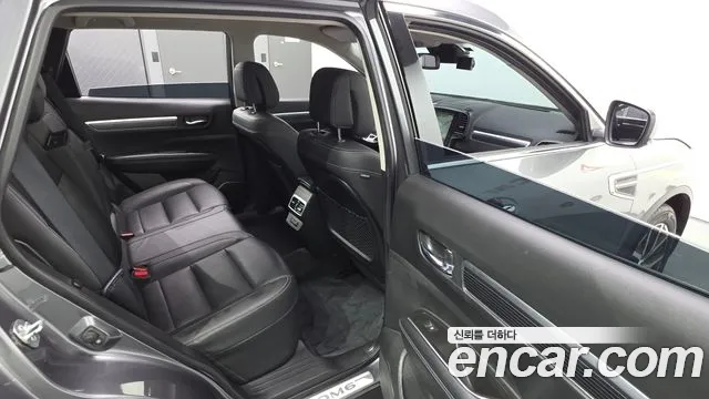 Renault-KoreaSamsung QM6 Новый QM6 2.0 LPe RE Signature 2WD — Фото автомобиля 11