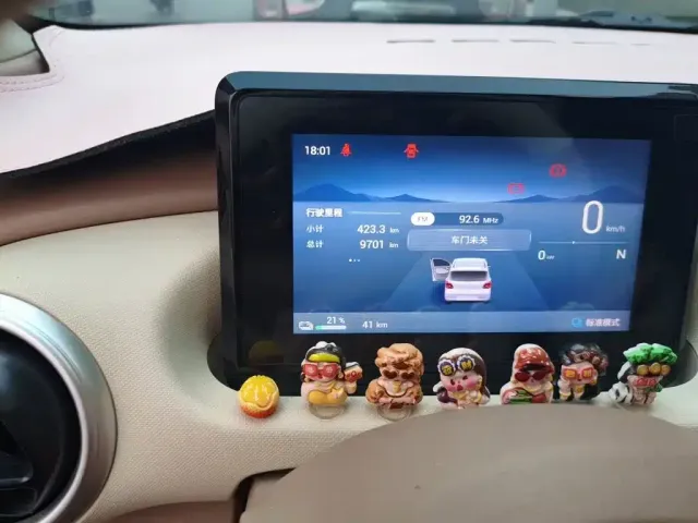 Wuling Hongguang Mini EV — Фото автомобиля 8