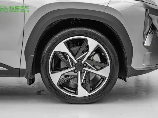 Geely Galaxy L7 — Фото автомобиля 11