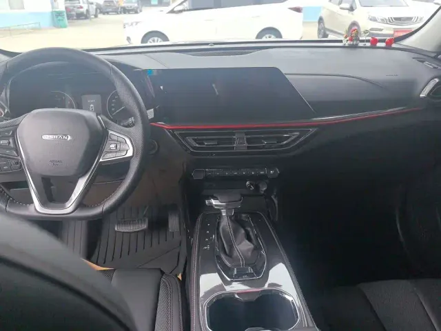 Changan Oushang X5 — Фото автомобиля 12