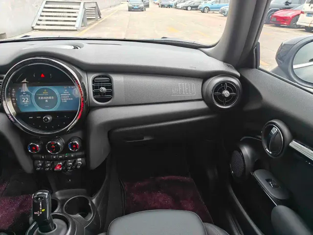 MINI Hatch — Фото автомобиля 13