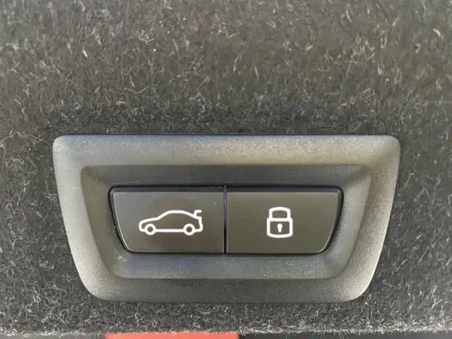 BMW 5 Series — Фото автомобиля 28
