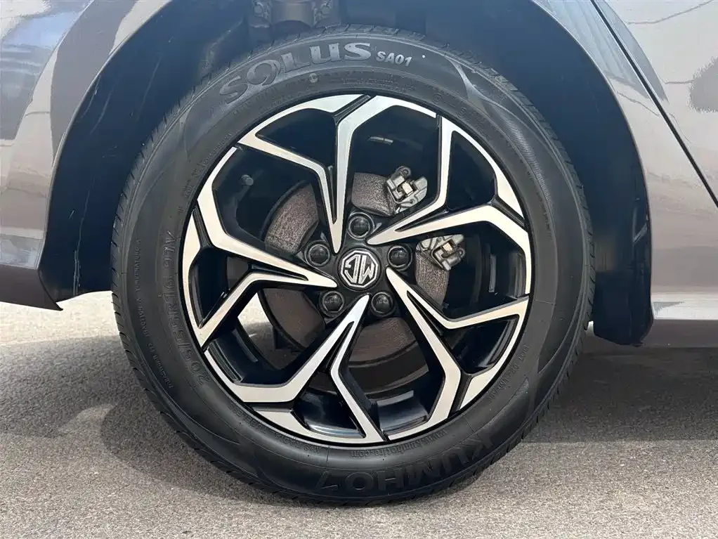 MG MG5 2023 180DVVT CVT Luxury Edition — Фото автомобиля 19