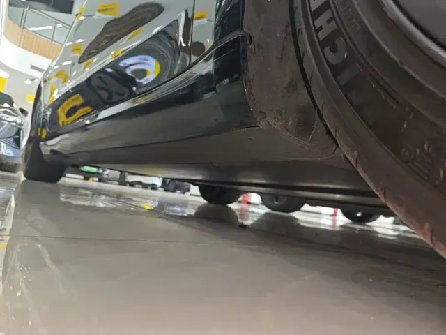 Tesla Model 3 — Фото автомобиля 20