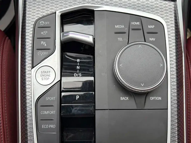BMW 3 Series — Фото автомобиля 9