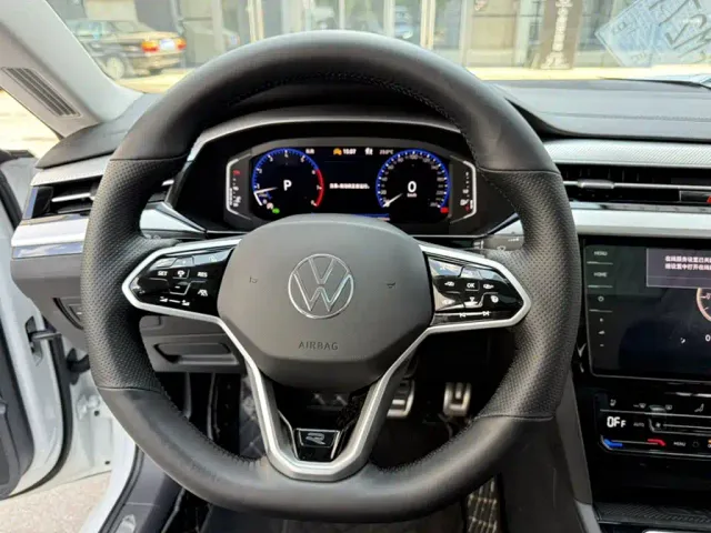 Volkswagen CC — Фото автомобиля 2