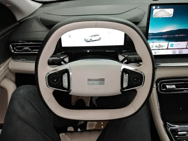 Geely Galaxy Stellar 6 — Фото автомобиля 10