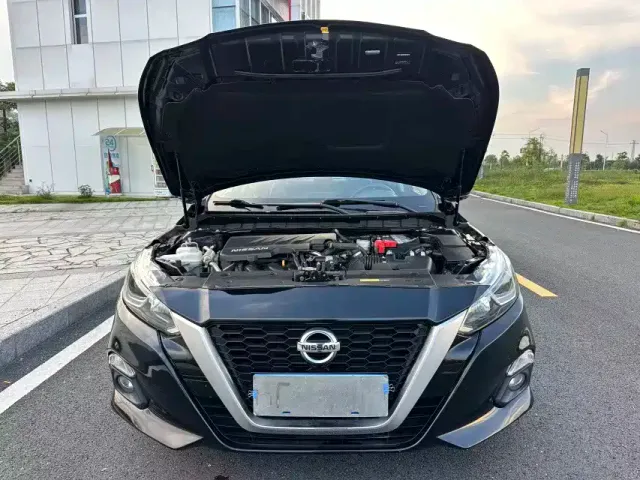 Nissan Teana — Фото автомобиля 18