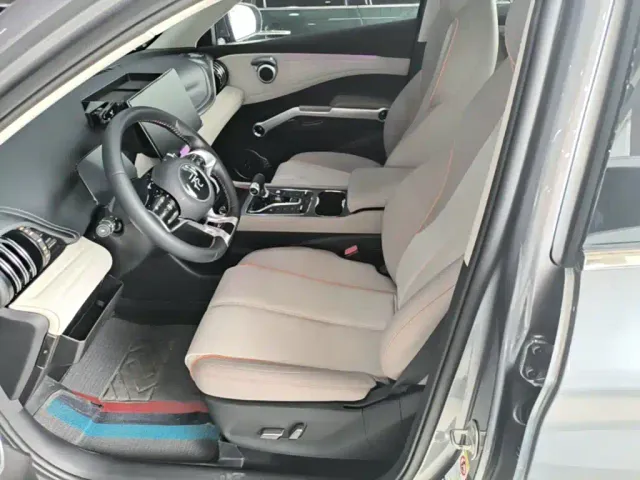 BYD Yuan PLUS — Фото автомобиля 14