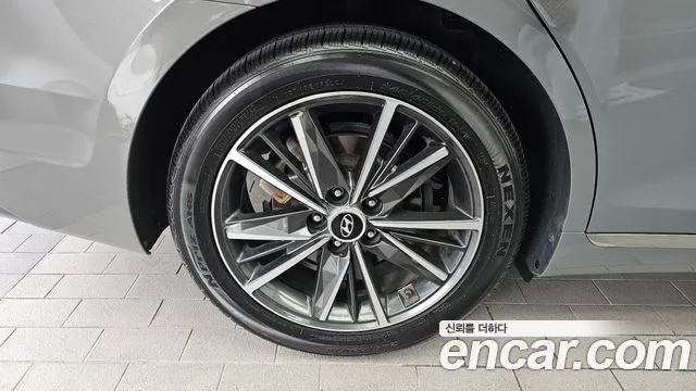 Hyundai Grandeur — Фото автомобиля 5