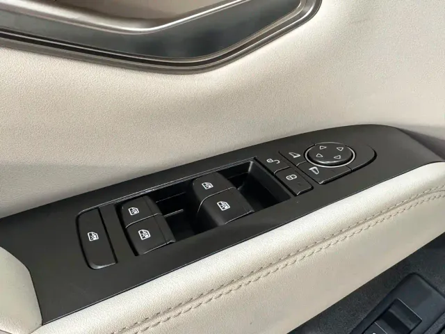 BYD Qin L — Фото автомобиля 15