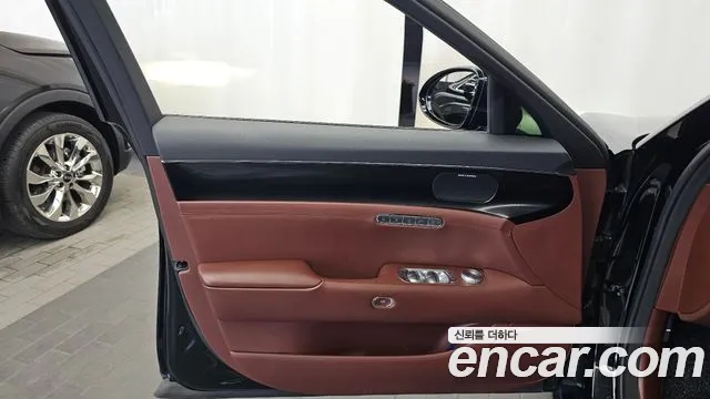 Genesis G90 RS4 — Фото автомобиля 24