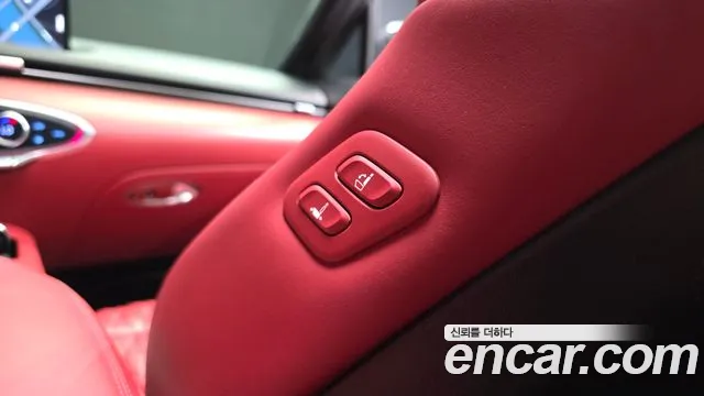 Genesis GV70 3.5T Бензин AWD — Фото автомобиля 23