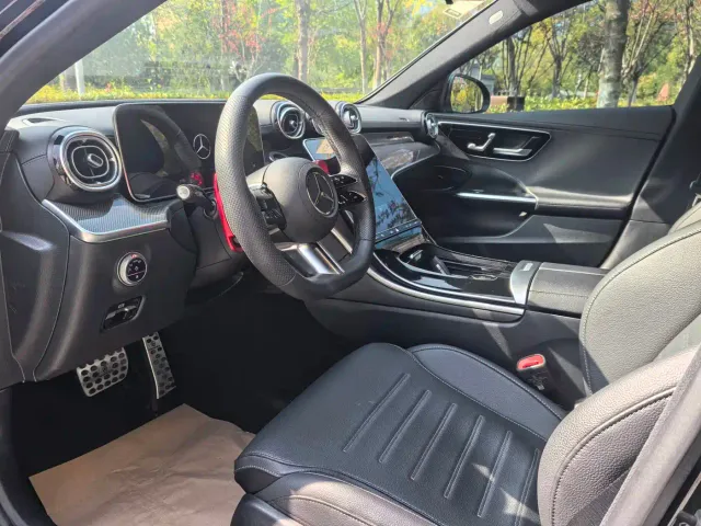 Mercedes-Benz C-Class — Фото автомобиля 4