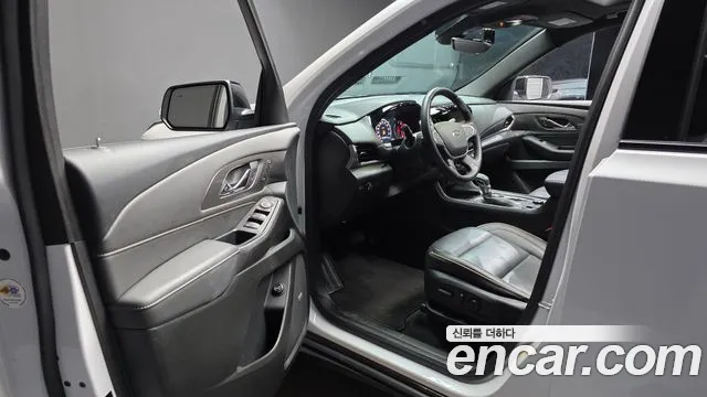 Chevrolet Traverse — Фото автомобиля 15