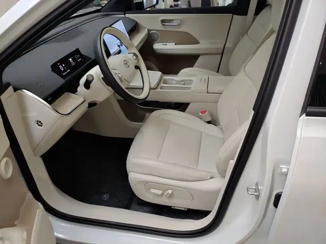Toyota BoZhi 3X — Фото автомобиля 14