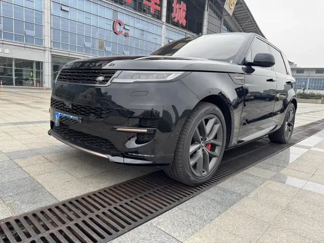 Фотография автомобиля — Land Rover Range Rover Sport