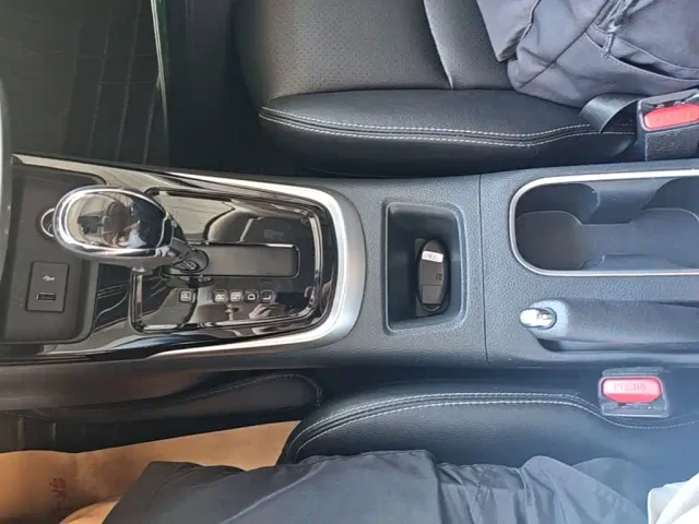 Nissan Tiida — Фото автомобиля 13
