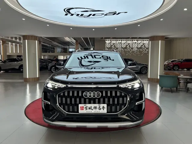 Audi Audi Q6 2023 40 TFSI quattro Cloud View Light Yulin Package — Фото автомобиля 2