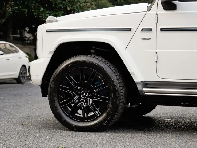 Mercedes-Benz G-Class — Фото автомобиля 8