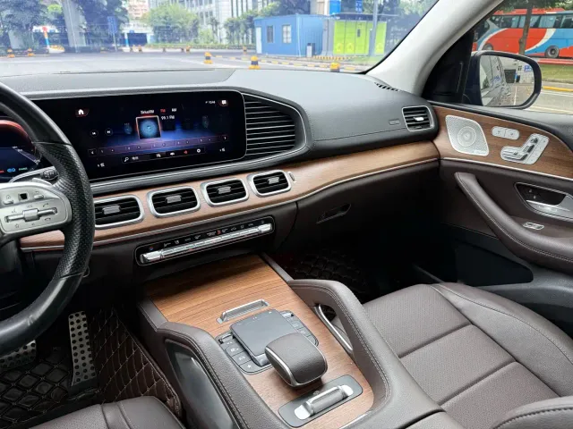 Mercedes-Benz GLS-Class — Фото автомобиля 8