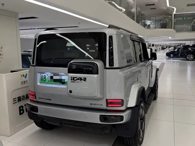 iCAR V23 — Фото автомобиля 2