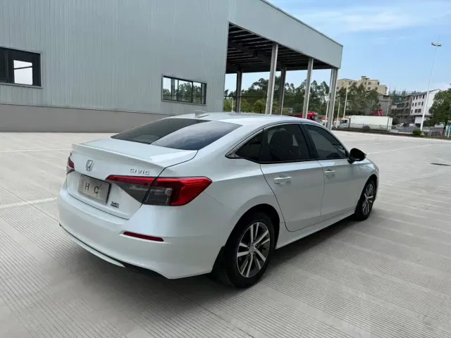 Honda Civic — Фото автомобиля 5