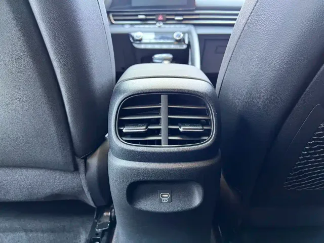 Hyundai Elantra — Фото автомобиля 9