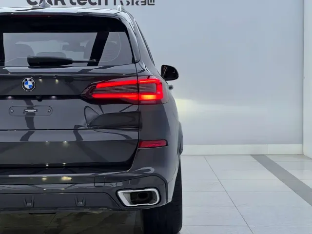BMW X5 — Фото автомобиля 4