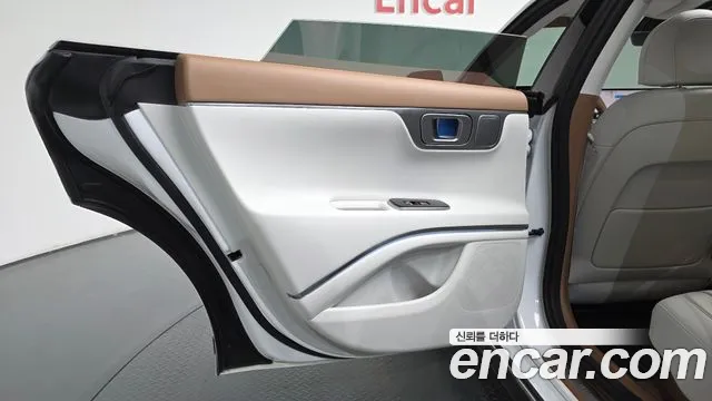 Hyundai Grandeur — Фото автомобиля 14