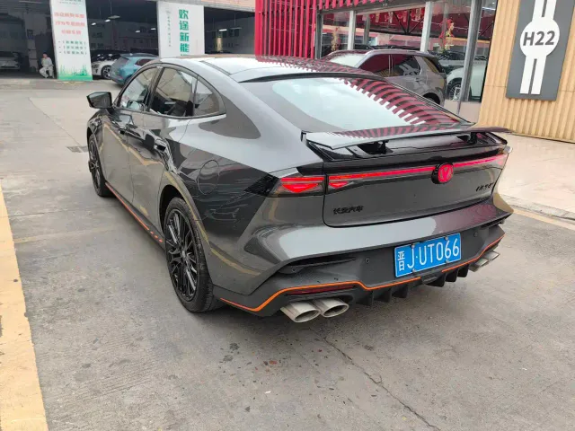 Changan UNI-V — Фото автомобиля 12
