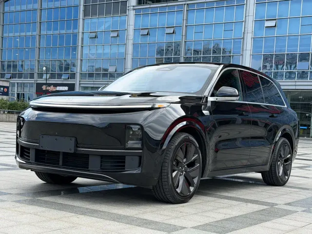 Фотография автомобиля — Li Auto L8