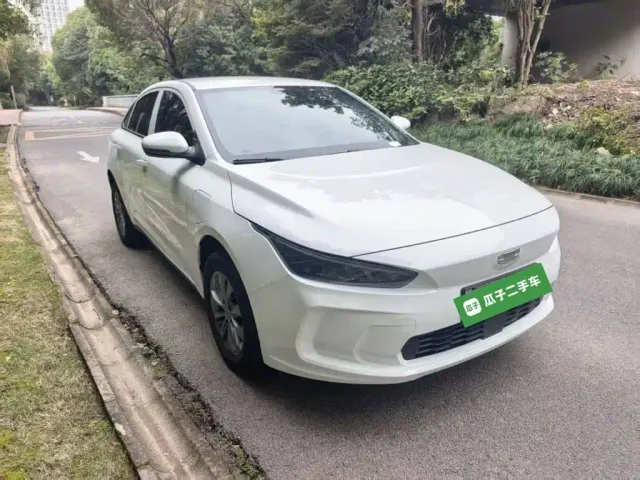Geely Geometry A — Фото автомобиля 3