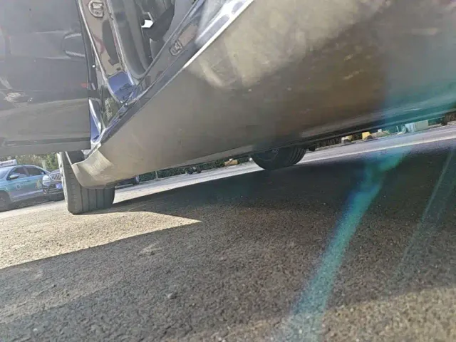 Tesla Model Y — Фото автомобиля 20