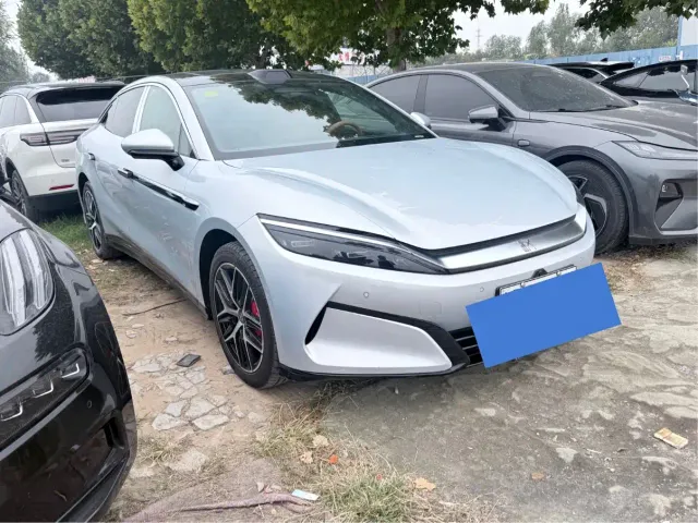 BYD Han L — Фото автомобиля 3