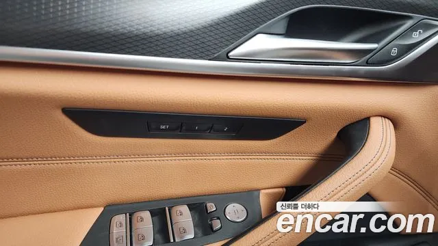 BMW 5-Series — Фото автомобиля 27