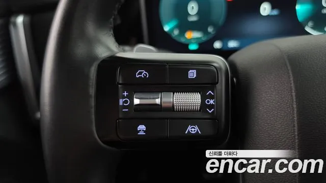 Hyundai Santa Fe MX5 — Фото автомобиля 22