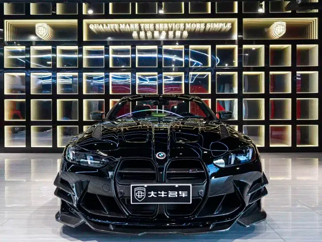 BMW M4 — Фото автомобиля 2